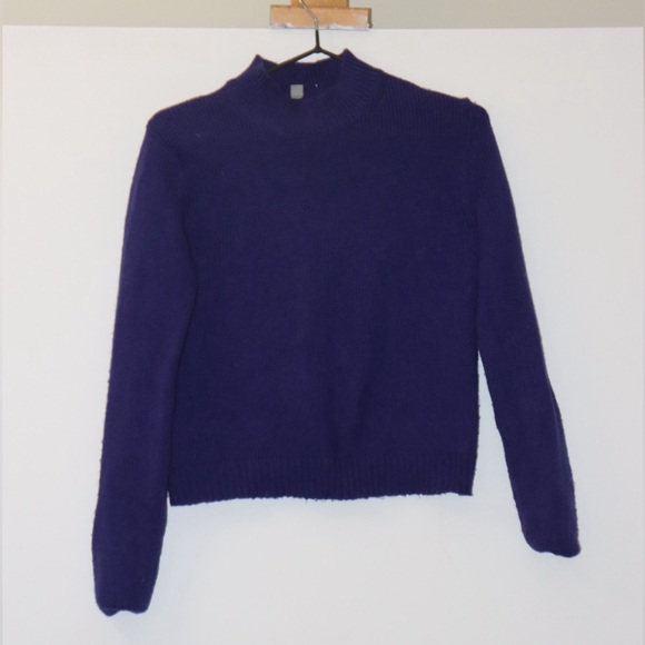 EUC Uniqlo Navy Blue Cropped Sweater Size XS - Picture 1 of 6